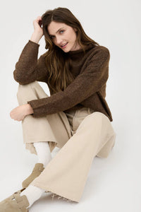 TURTLENECK LONG SLEEVE KNIT SWEATER: CREAM