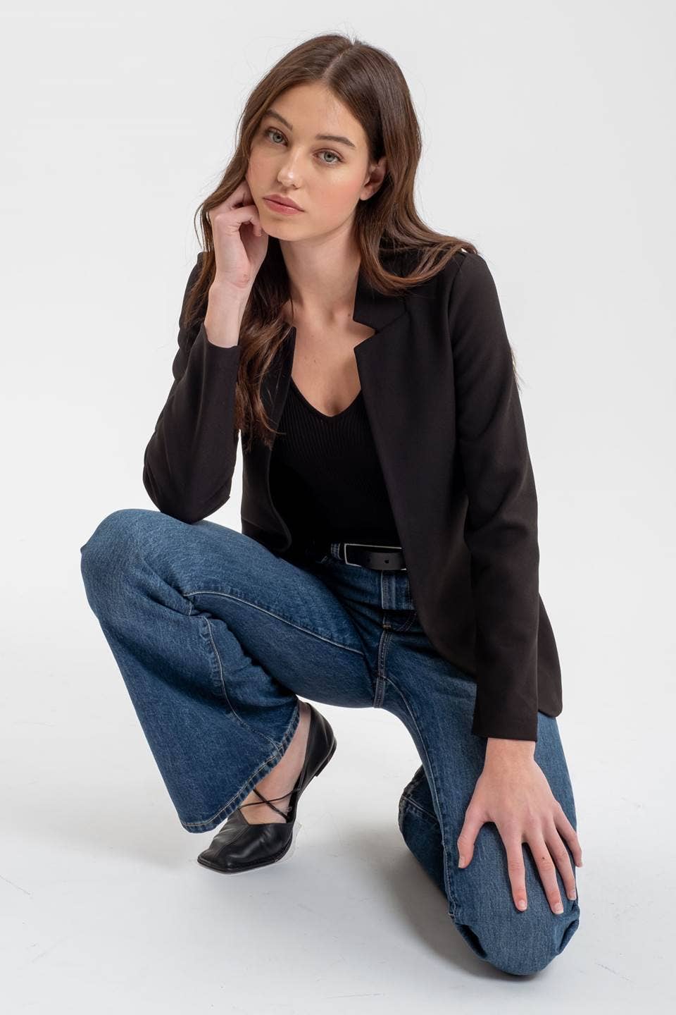 NOTCH COLLAR LONG SLEEVE LONG LINE BLAZER: BLACK