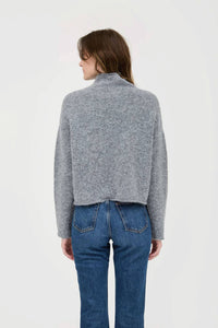 TURTLENECK LONG SLEEVE KNIT SWEATER: HEATHER GREY