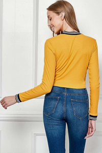 TRIM DETAIL CROP LONG SLEEVE TOP